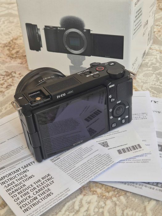 Продам Sony ZV-E10 Alpha камера черный
