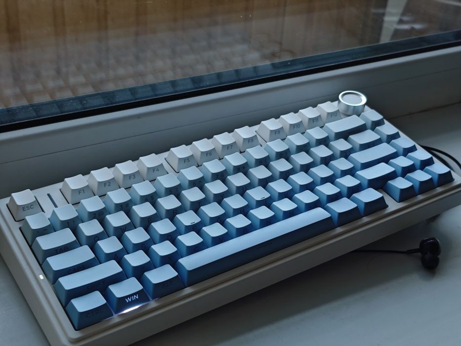 Aula f75 в идеале