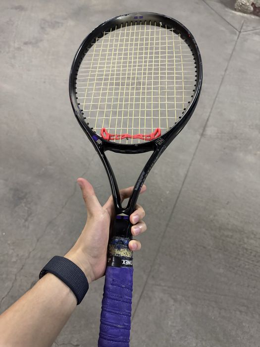 Тенисная ракетка Yonex