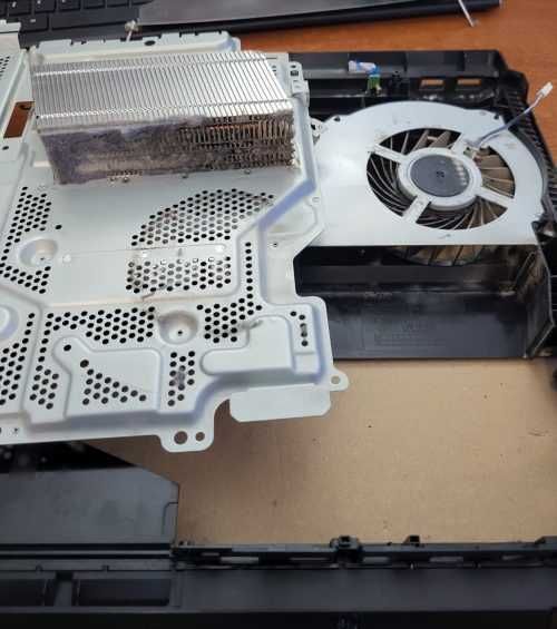 Instalare Windows Reparații Laptop/PC/PS/XBOX Rapid & Profesional