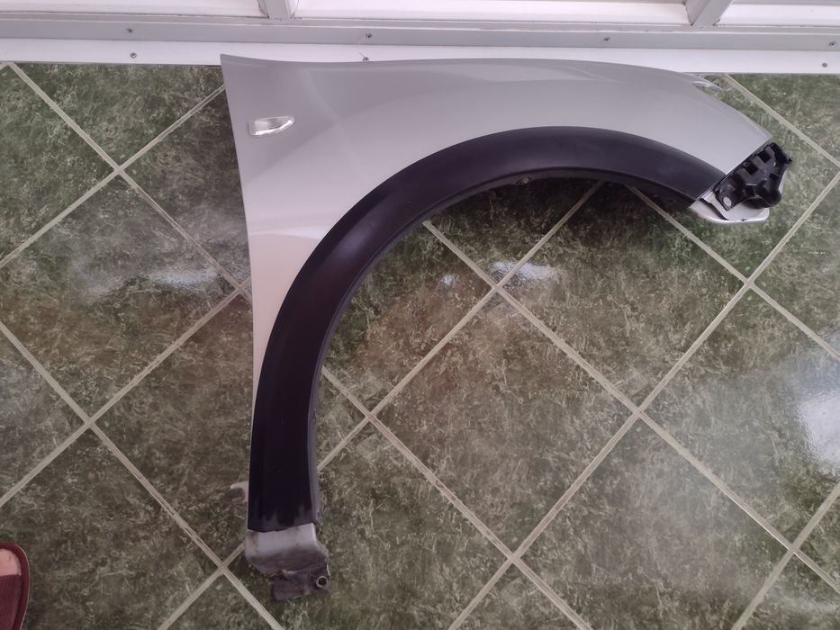 Aripă dreapta față, Stepway