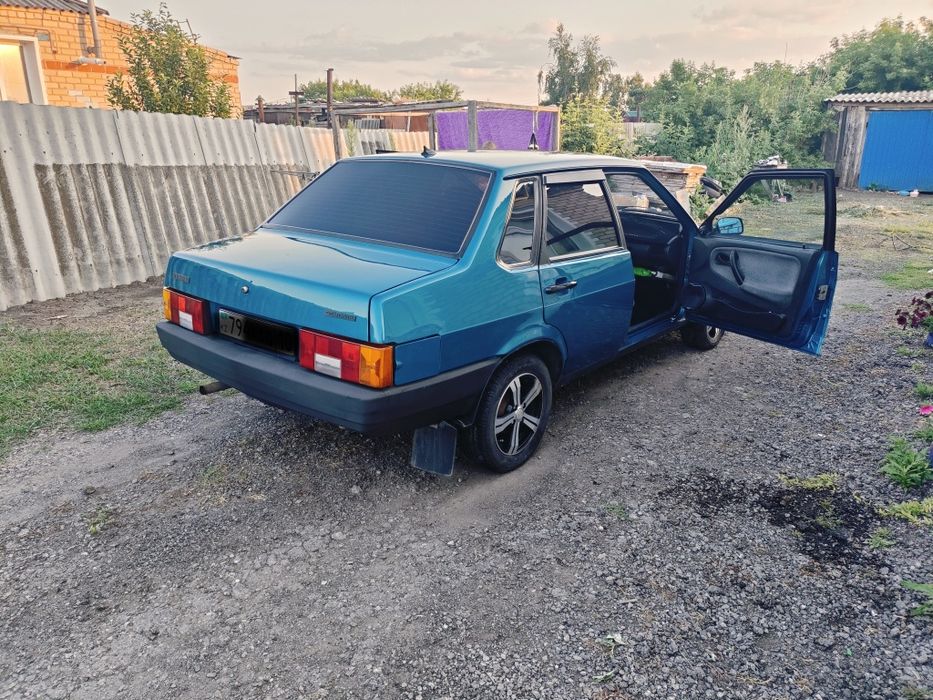 ВАЗ 21099, 2001 года