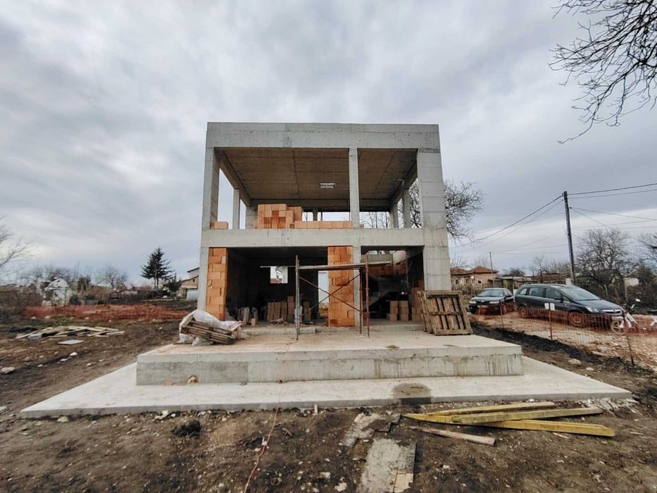 Продава се Къща в Добрич, Кралска зона - 123 кв.м за 1106 €/кв.м - Снимка #3