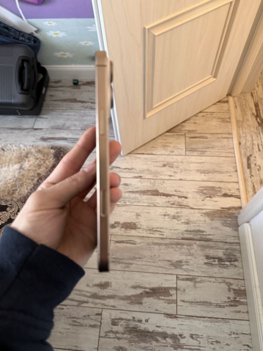 Iphone 16 pro max 256gb gold saphire 100% santate baterie