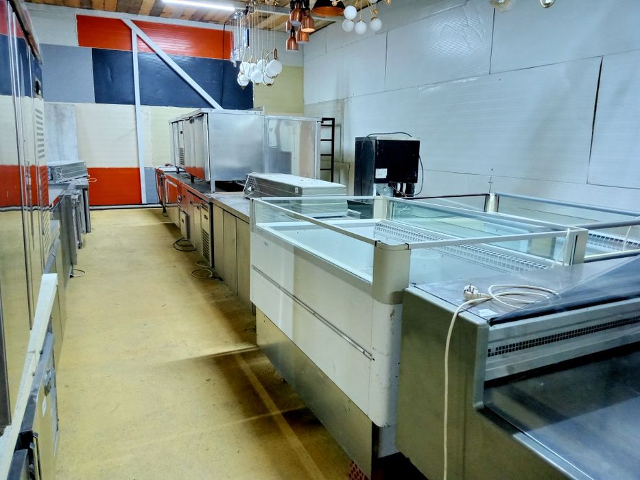 Холодильная витрина Оборудование