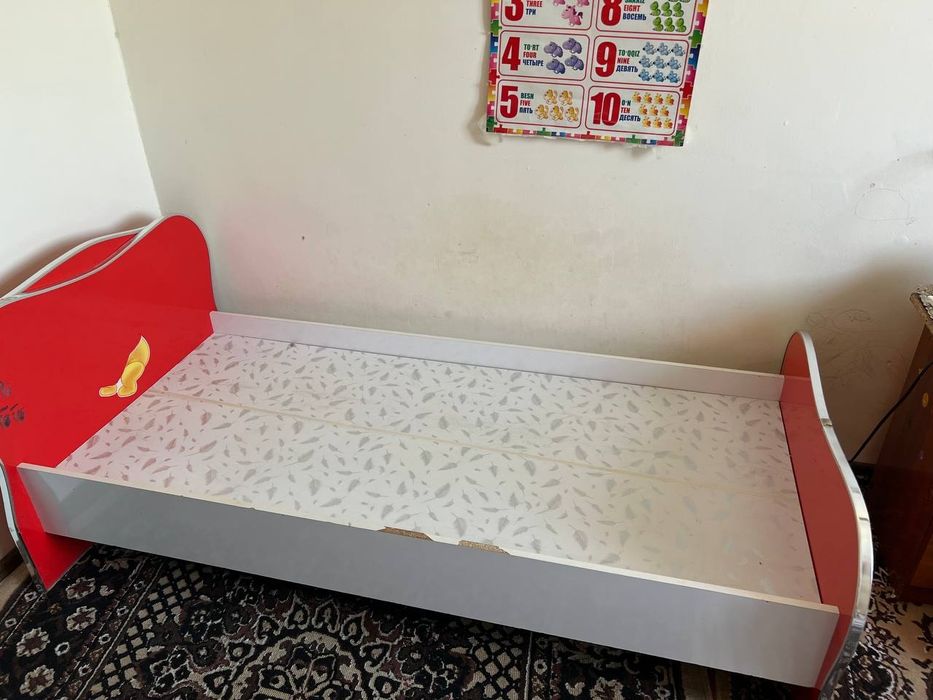 Bollalar uchun komplekt