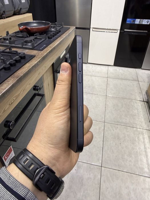 iPhone 16  128Gb  100% Yomkast  53ta sikl