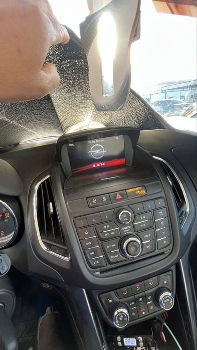Vand navigatie originala Opel zafira C Tourer