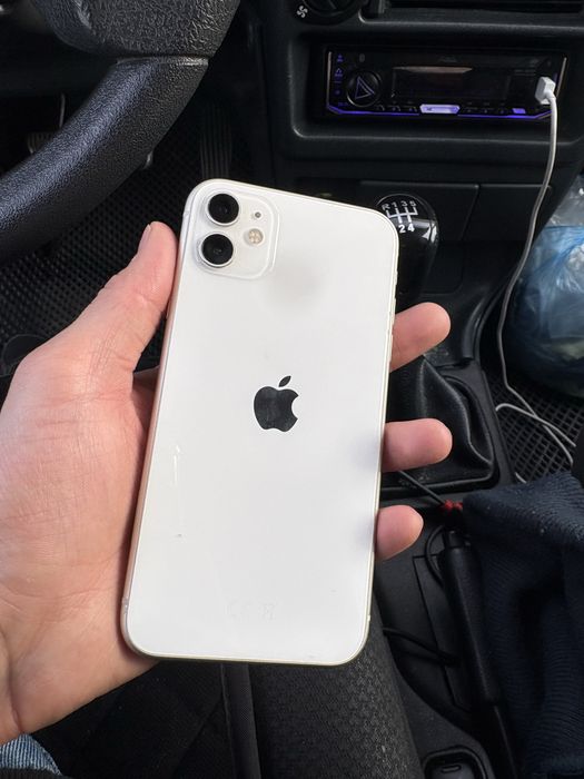 Iphone 11 акб 79%