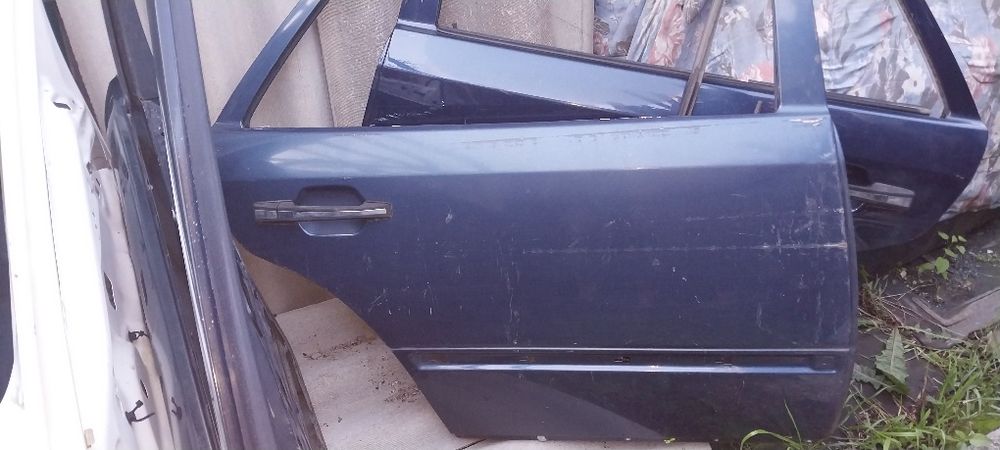 Запчясти на мерседес