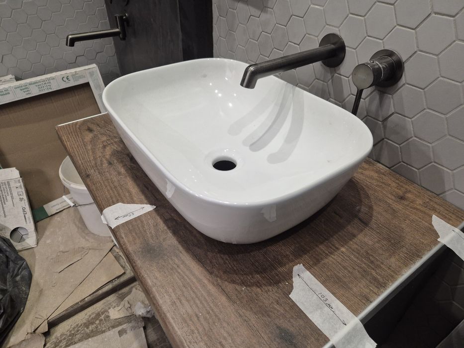 Раковина накладная