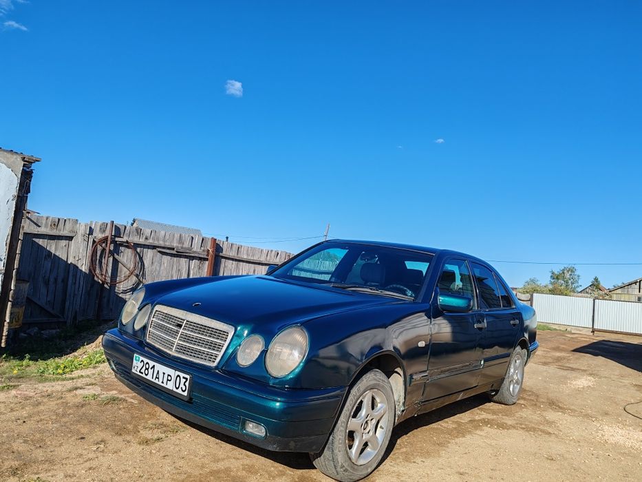 Продам мерседес 210