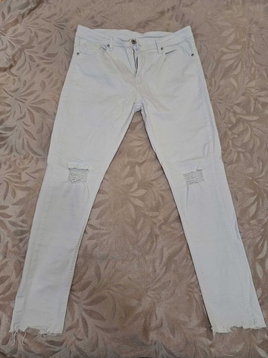 Бели дънкови панталони - къси и дълги