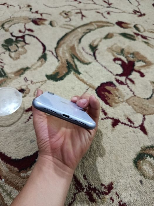 iPhone 11 feyalite