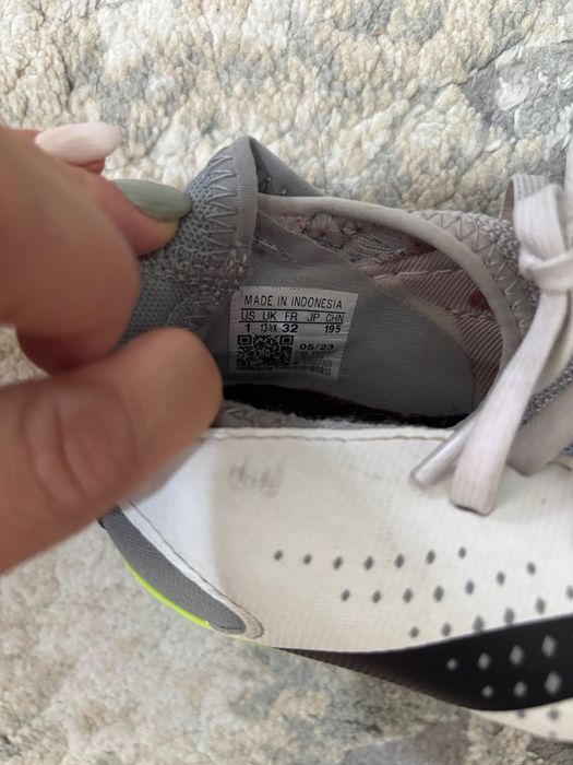 Футболни бутони Adidas