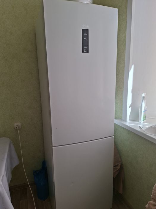 Холодильник Haier