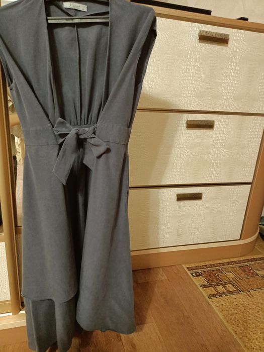 Продам женские вещи.