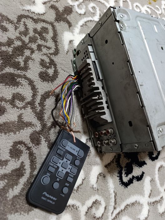 Pioneer magnitafon 705 arginal holati tiniq aybi yoq buni tushinadigan