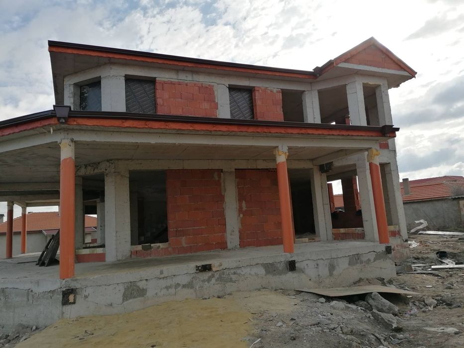 Професионален ремонт на покриви и изолации от