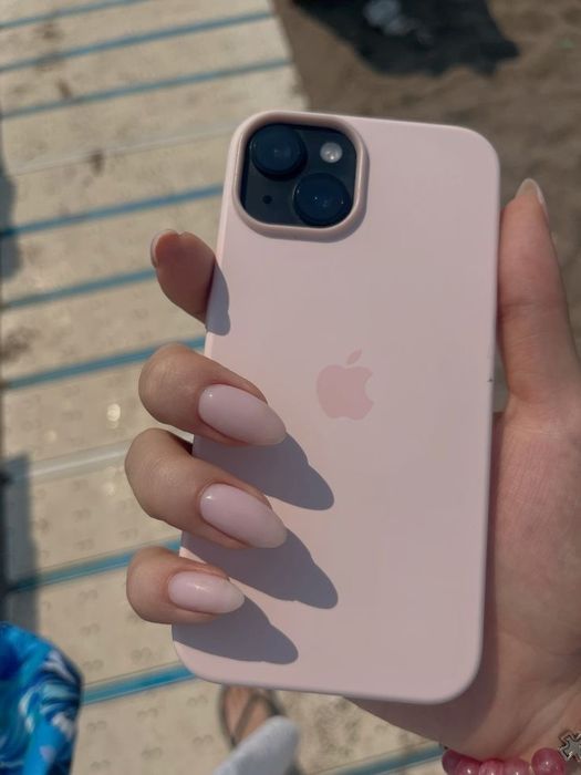 iPhone 13. 128гб