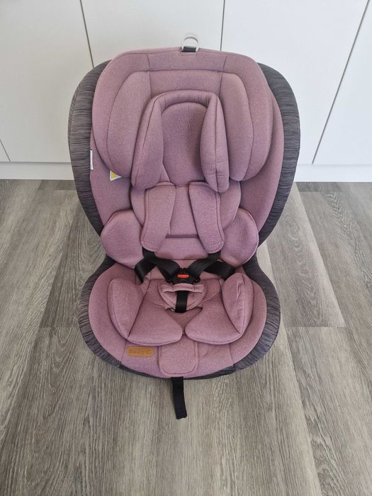 Vand scaun auto Baby Care , cu prindere cu isofix, stare foarte buna