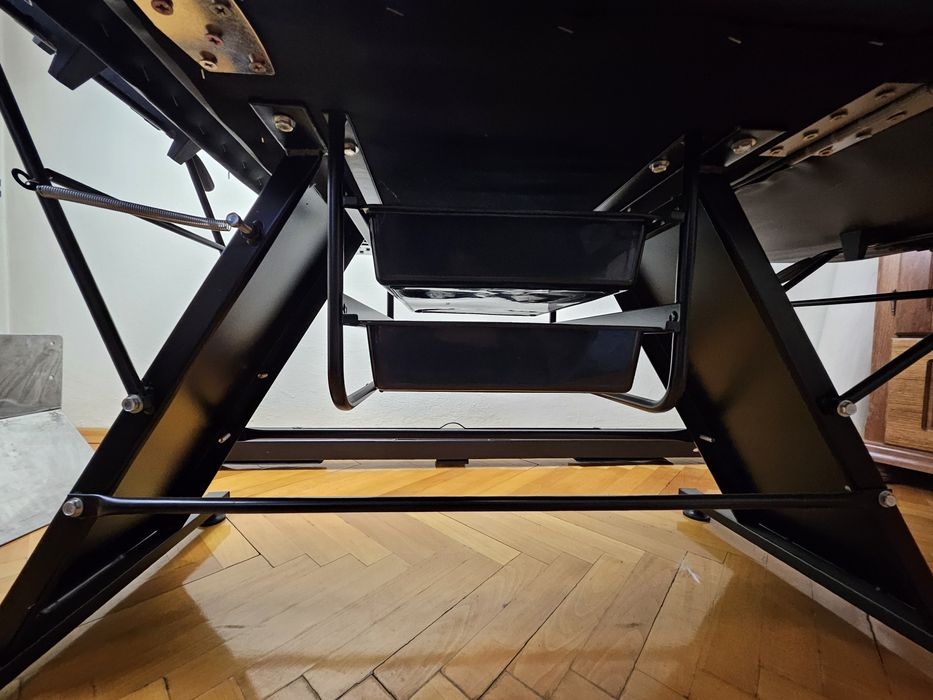 Кушетка + стол нови