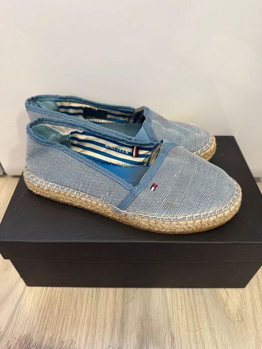 Espadrile Tommy Hilfiger bleu ciel / baby blue mărimea 36 (23 cm)