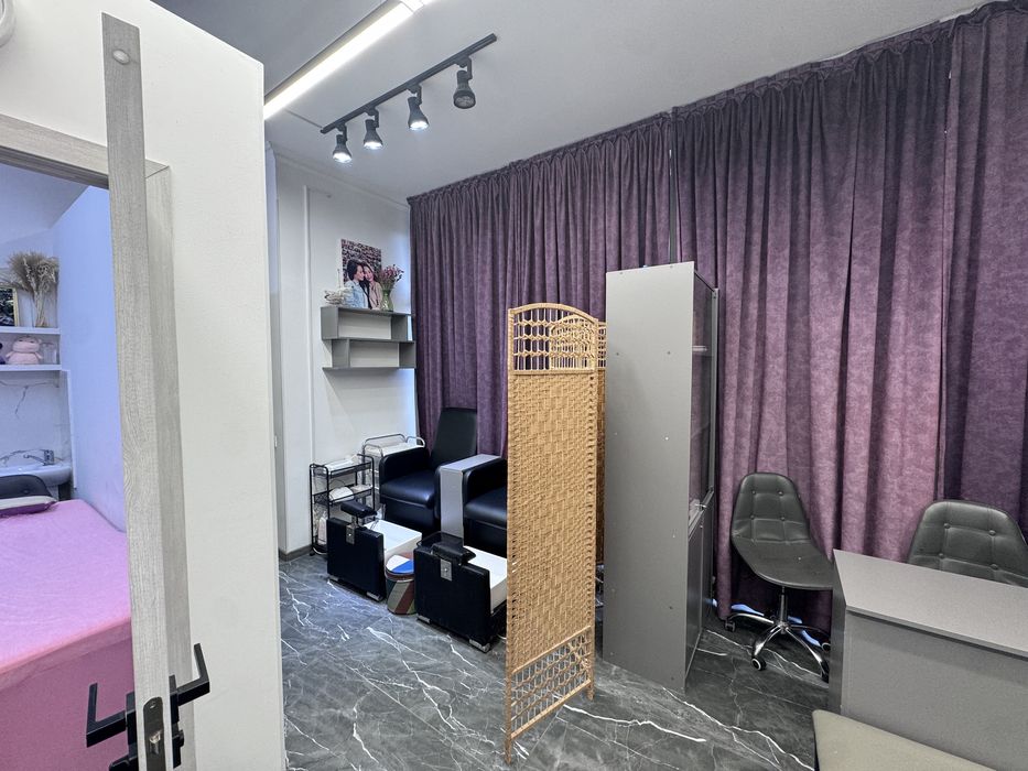 Мебель для салона и оборудование