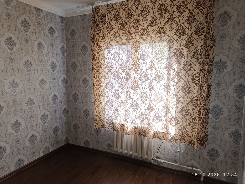 Sergeli 3 da 4 xonali kvartira sotiladi