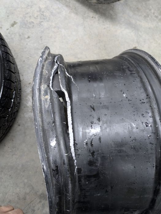 Продаются диски r18  3шт