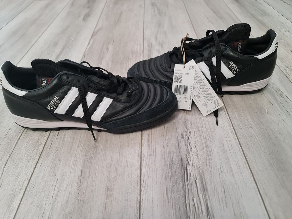 Ghete fotbal sintetic