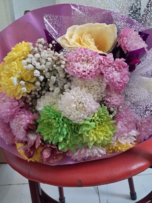 букет цветов новый