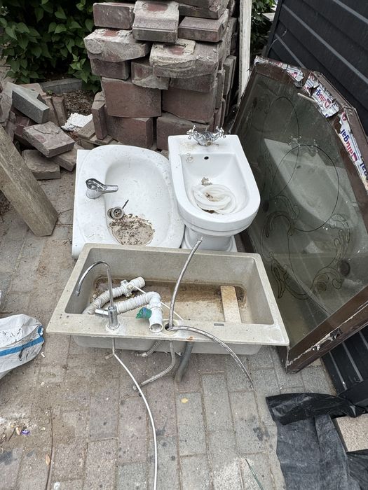 Продаеться все , обращайтесь
