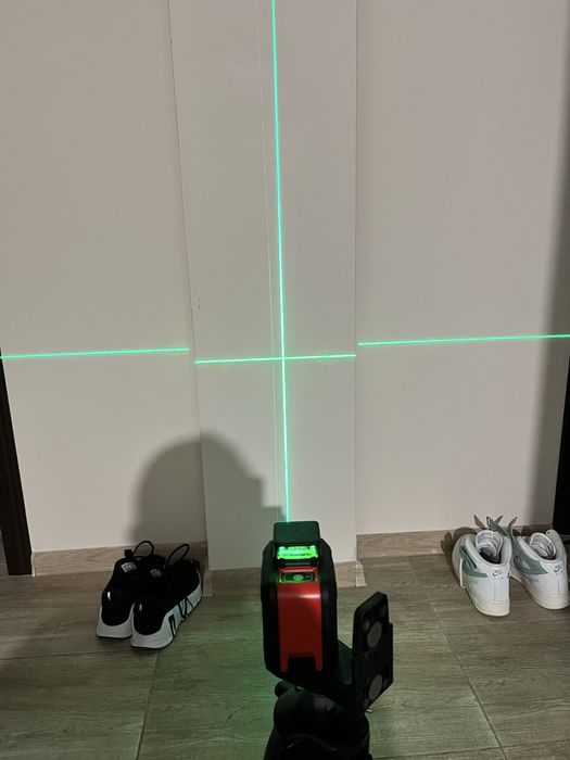 Лазерен нивелир Yato