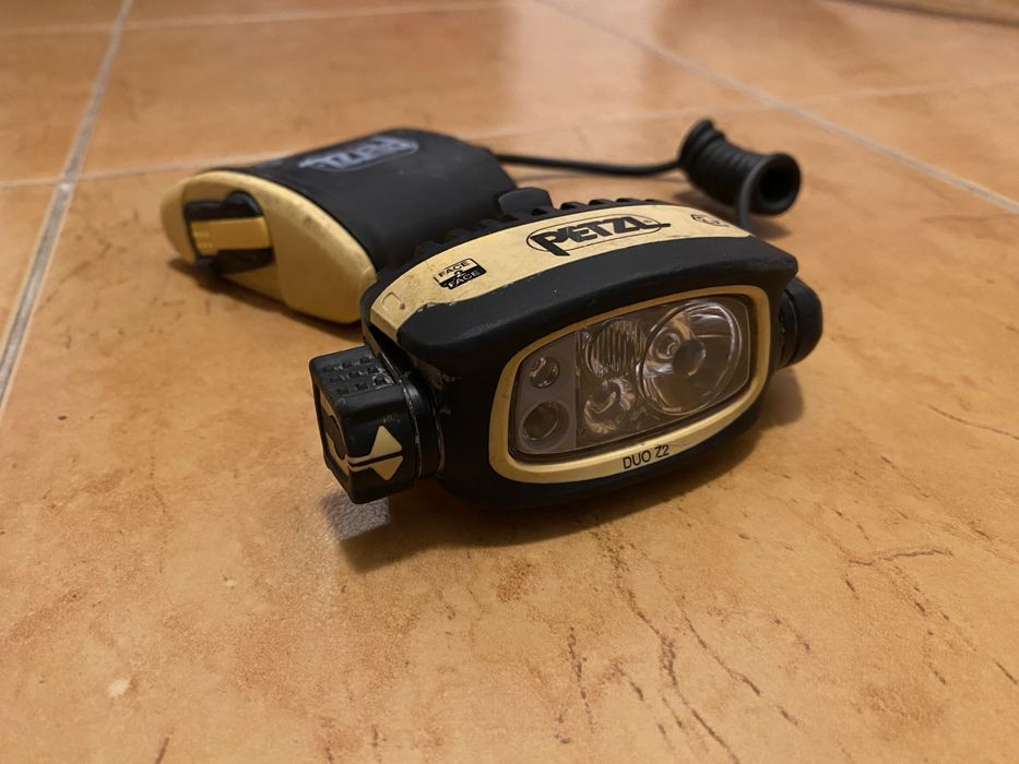 Frontală Petzl Duo Z2