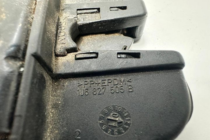 Broasca hayon 1j6827505b Volkswagen VW Golf a 4-a generatie