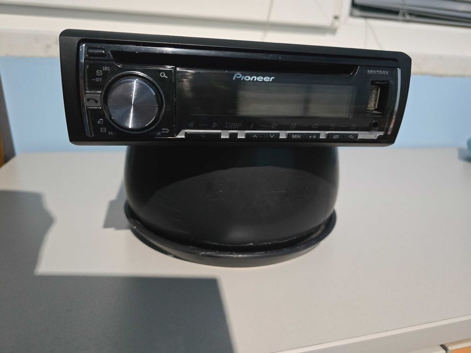 CD pioneer  DEH-X5600BT