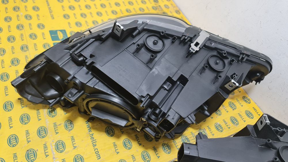 Far faruri halogen BMW 5 f10 f11 7203241