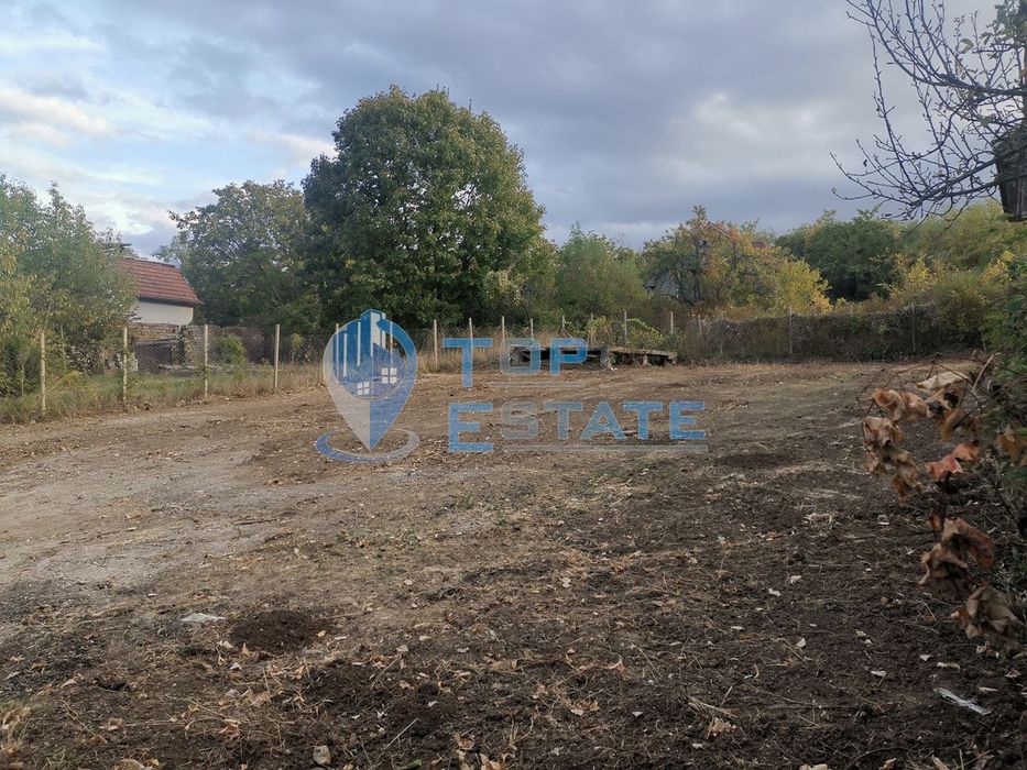 Парцел с ток и кладенец в местност Арбанашко бърдо