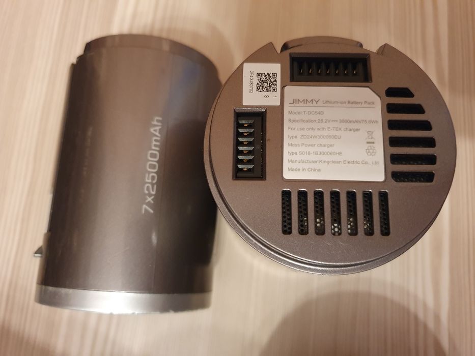 Aspirator vertical fara fir JIMMY H8 Pro, 500W, două baterii, ca NOU