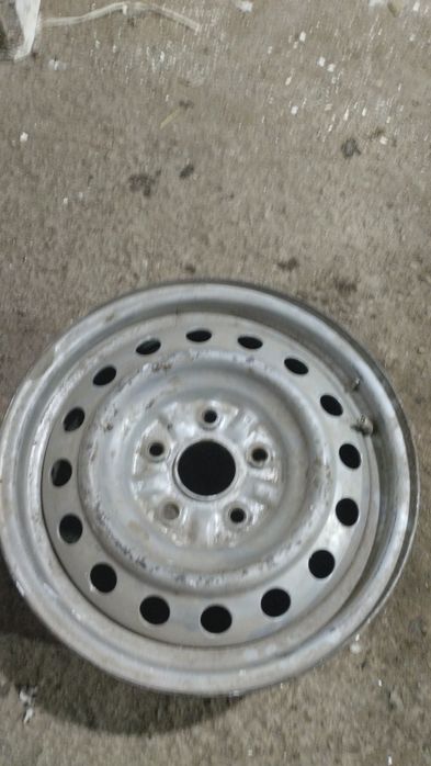 Диск Камри Тойота