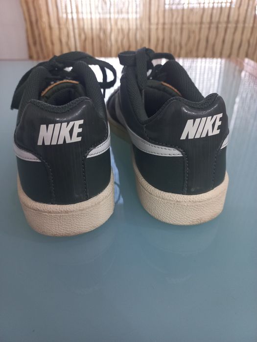 Кроссовки Nike кожаные