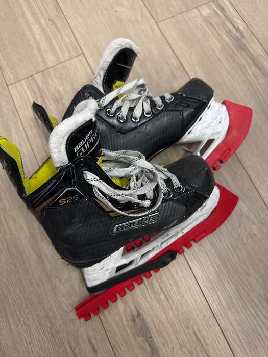 Хоккейные коньки детские