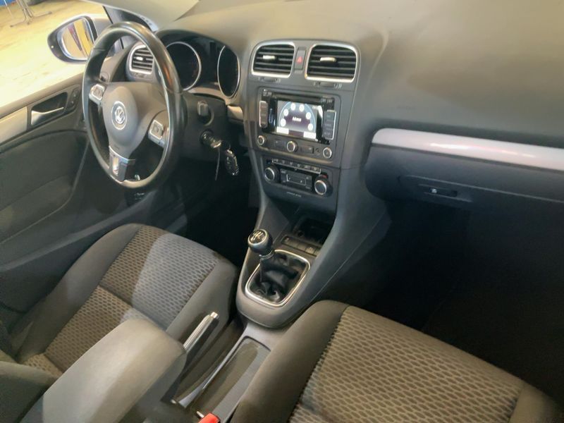 Volkswagen Golf VI 1.6 TDI Trendline BlueMotion Tech 2011