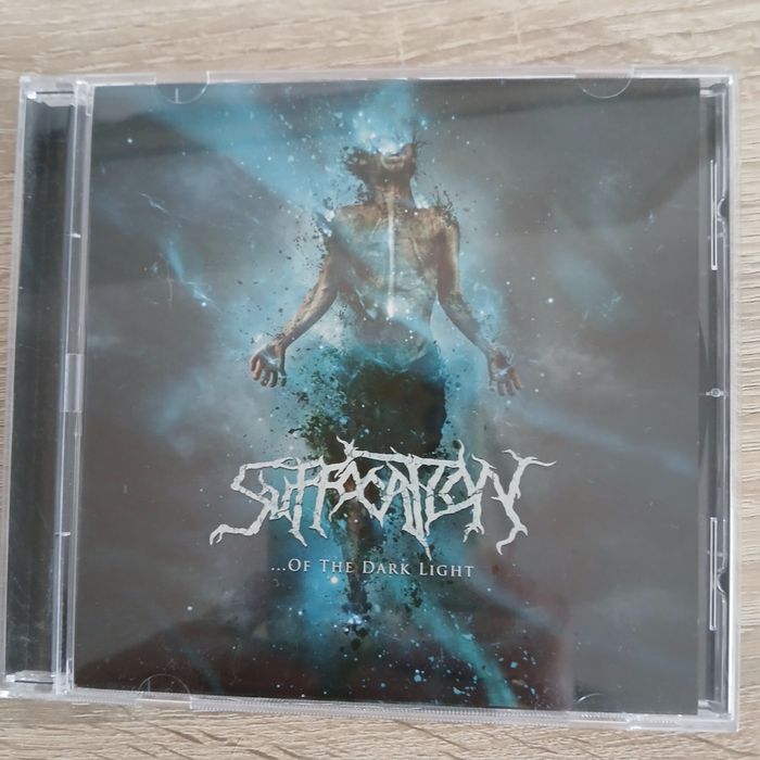 Компакт дискове нови