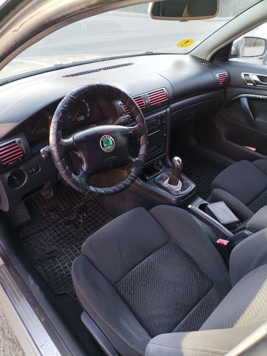 Vând Skoda Superb 1,9TDI ,an.2005,km.320.000 .