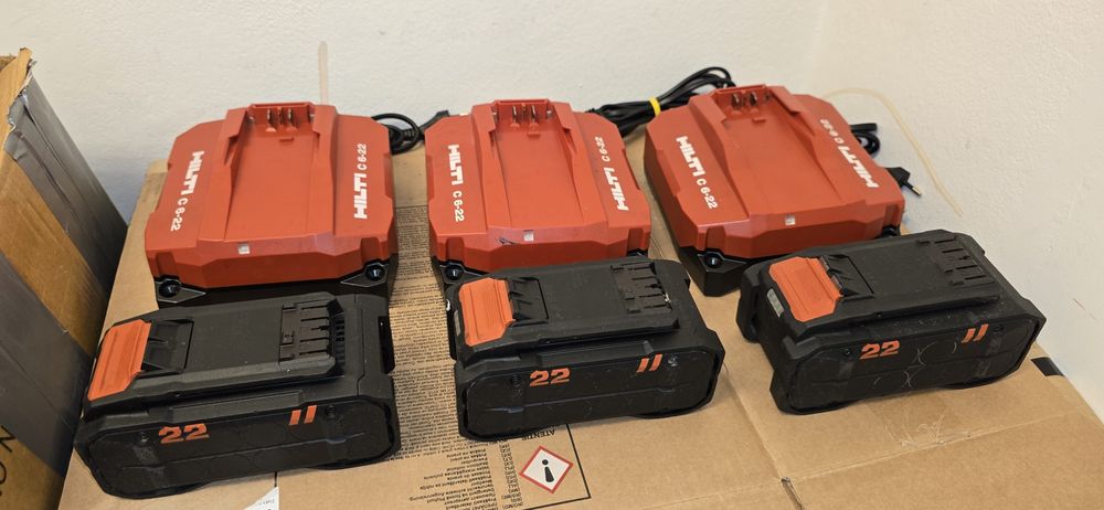 Hilti nuron set acumulator si încărcător