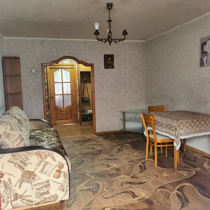 Продаётся 3 комнатная квартира