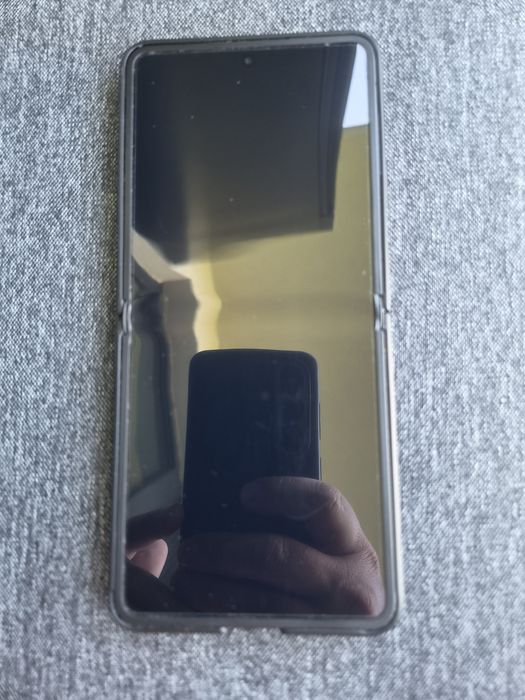 Samsung Galaxy Flip 7