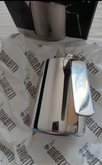 Cana spumat laptele Bialetti